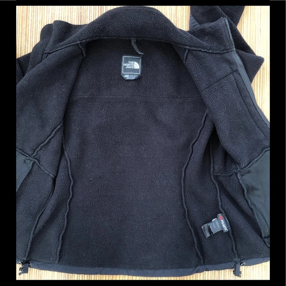 The North Face Black Denali Jacket - Picture 5 of 8